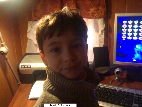 Frati, surori? - yo am un frate are 7 ani (a implinit ieri) j imi - ��Hello��