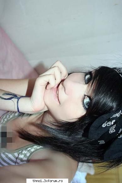 Hero-Heroine. - Obscur. - Poze cu noi!