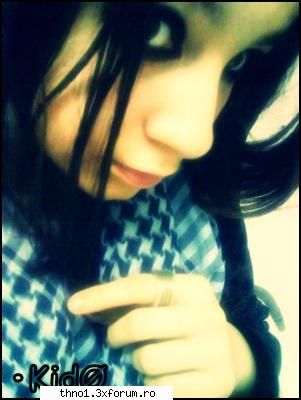 Kido :P - scrie emonel ; )) - Poze cu noi!