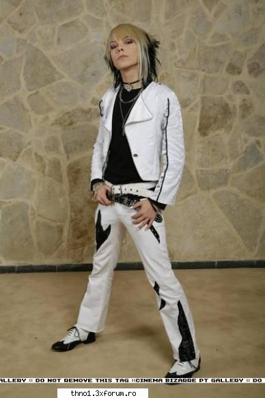 Photos With Kiro - Micky_bill - Cinema Bizarre