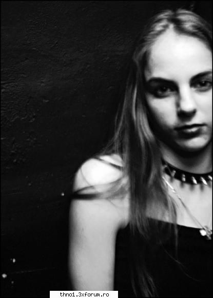 This is the life.... - Anastacia.... 18 ani....muzik hobby-ul ei....si - Fan-Fiction