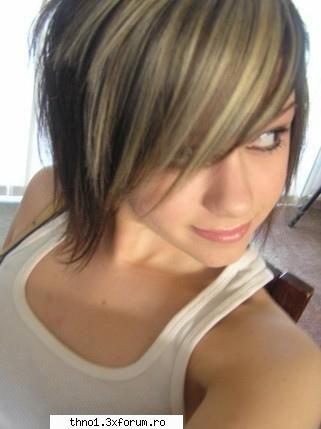 gemenii fac o bataie pt fete... - ok.....incep.... Cinthya....o fata foarte de - Fan-Fiction